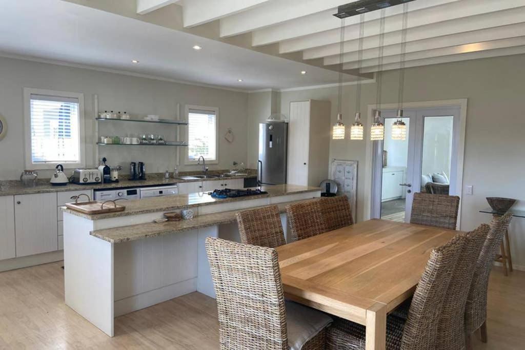 Summit Song - Thesen Island Villa Knysna Eksteriør billede
