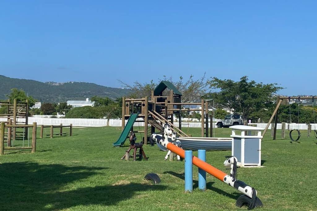 Summit Song - Thesen Island Villa Knysna Eksteriør billede